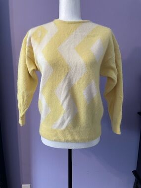 Angora Lambswool Soft Zigzag Yellow & Cream Knit Sweater